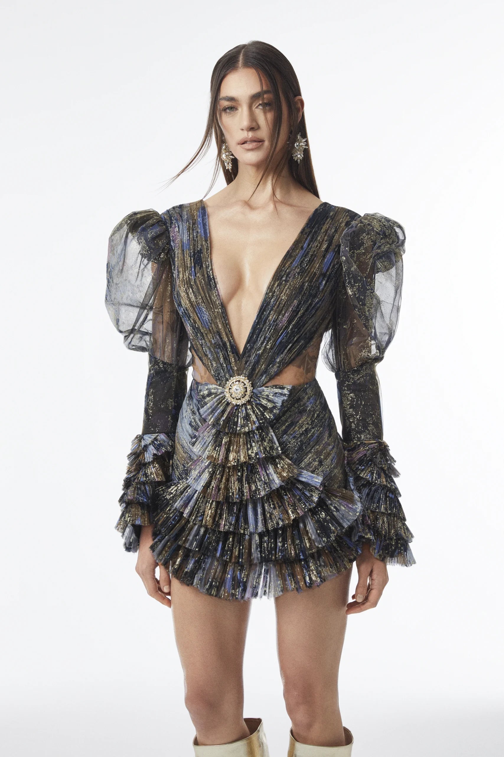 V-Neck Dress with Balloon Sleeves and Ruffles 40